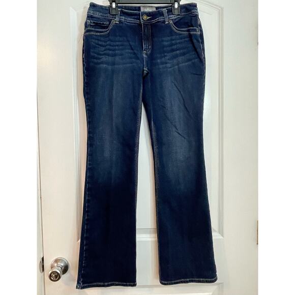 Chico's Jeans Size 29 Low Rise So Slimming Bootcut Embroidered Rhinestone Hippie - Picture 1 of 7